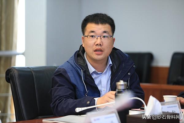 安顺破碎式制砂机维修电话