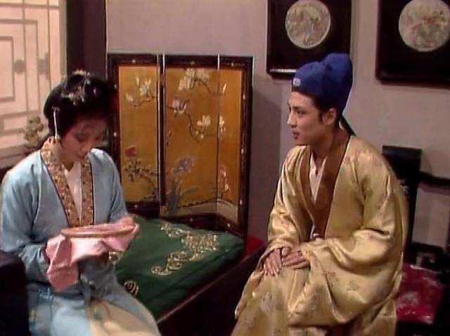 红楼梦故事情节故事（红楼梦乌进孝送租说明了什么）