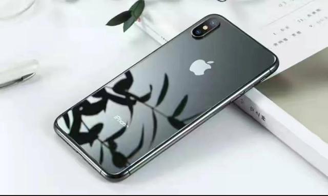 发热高，续航短，“饱受诟病”的iPhoneXS，能否再战三年？