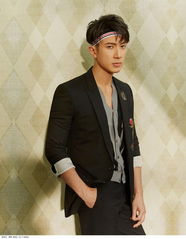 吴尊图片最帅的图片 壁纸（吴尊的图片超帅壁纸）