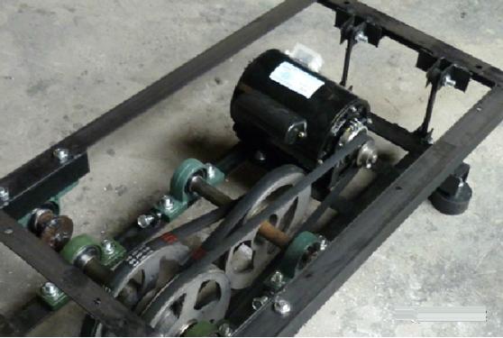 我们来看下摇摇车的内部结构和设计原理