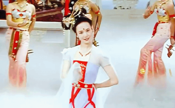 动漫性感内八字