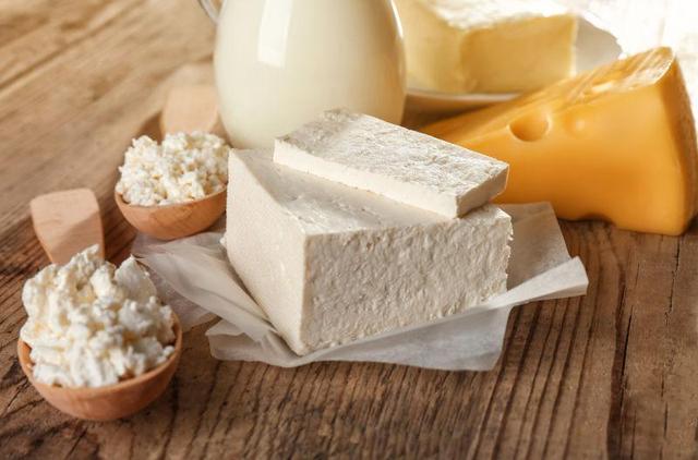 总是胃胀气怎么办？医生告诉你几招轻松消气