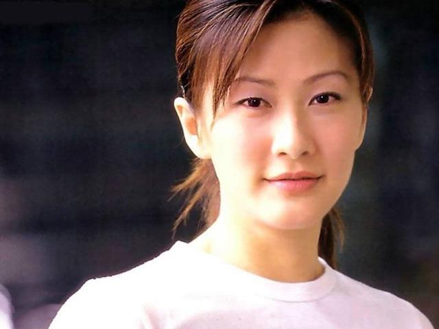 李若彤张慧仪叶蕴仪陈慧珊老友相聚，各位姐姐都是什么神仙颜值啊