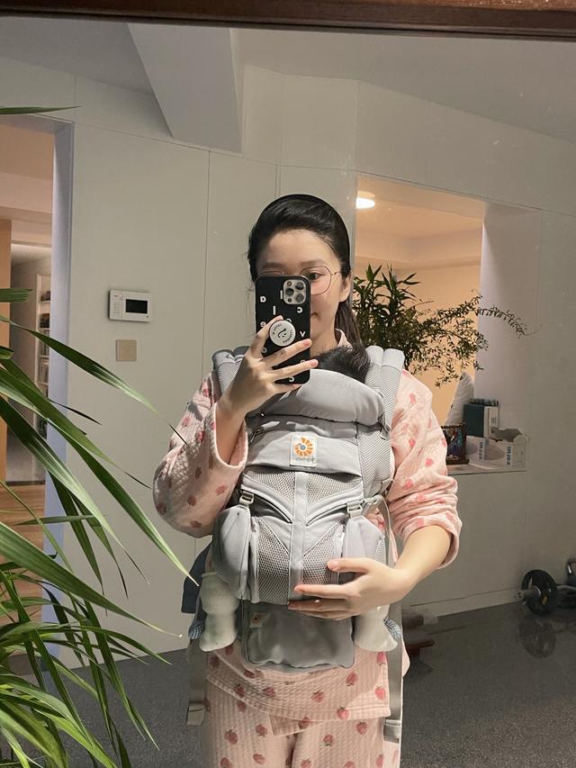 母婴好物大公开，八成宝妈都囤过的这9件“神器”，减负又实用