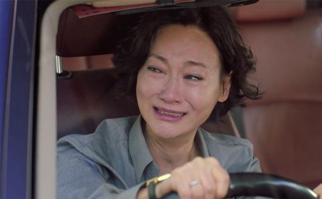 两个儿子都被自己害死！就为做香港警务处长值得吗？