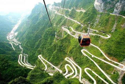 中国适合自驾游的公路，美景永远在路上