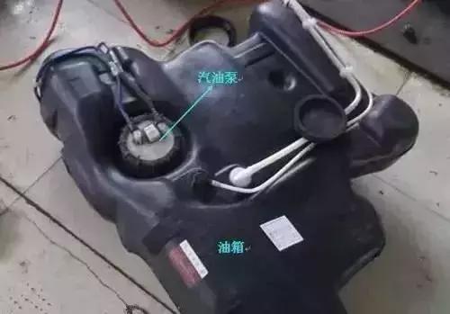 发动机舱各部件详解(发动机舱各个零件图解)