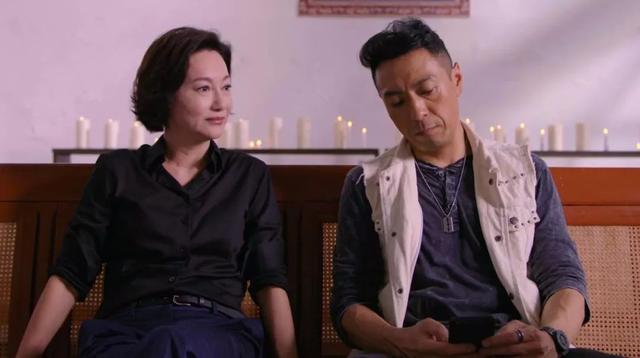 「铁探」：TVB四位小花旦为这位大女主做配，气场都不及她