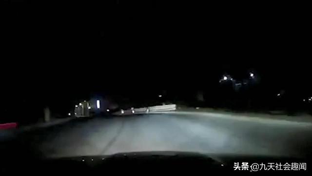 广西男子酒后炫车技，女伴哭喊尖叫无法制止，连撞3车1人当场身亡