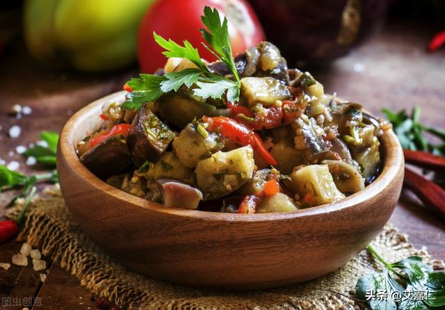 艾嘉仁︱为什么吃茄子会引起胃病？