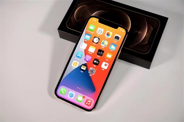 苹果分销商再降价，旧款iPhone直降1601元，果粉有福了