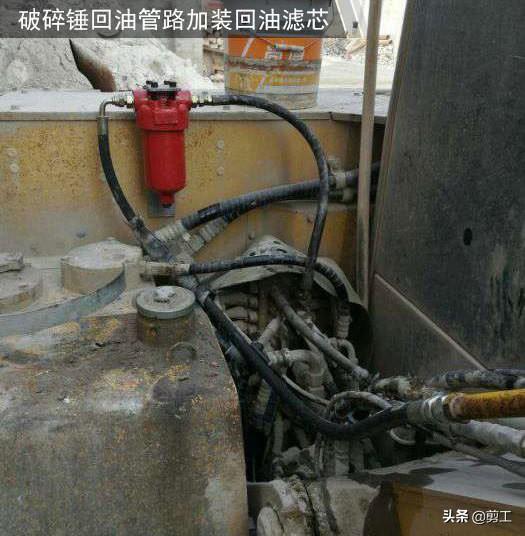 挖机破碎机换了密封圈还是漏氮气