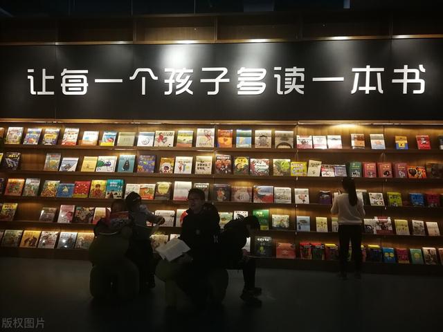 「大神教你」：威廉 福克纳作品英文名（威廉福克纳英文简介）