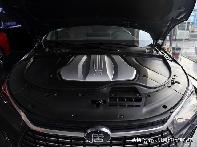 7座四驱SUV，505公里续航半小时充电保养省钱，看比亚迪唐新能源