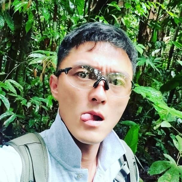 去亚马逊树林拍节目！38岁TVB力捧小生遭红火蚁咬伤：已尽力避开