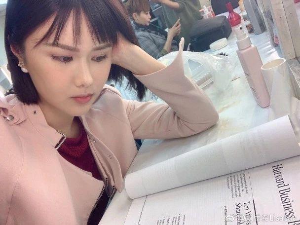 原来是全球首屈一指的高材生！TVB绿叶港姐：人生就是和自己比赛