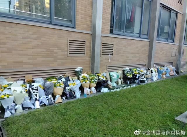北京一高校女研究生遭快递车碾压身亡！知情人：才开学3天