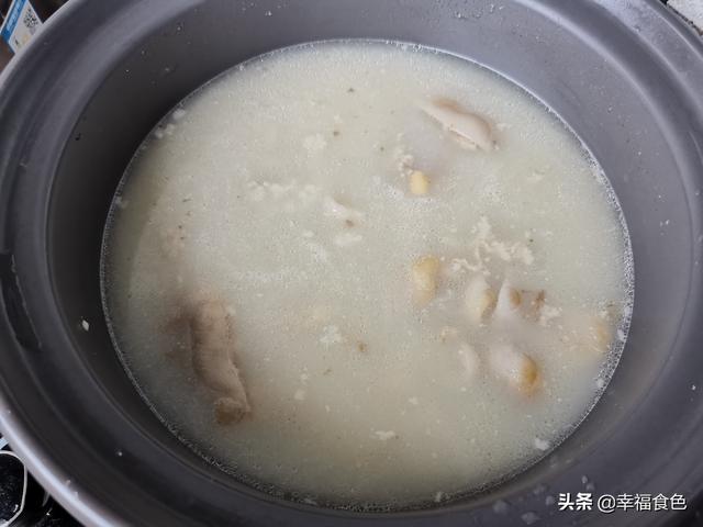 黄豆猪脚汤的做法 黄豆猪脚汤的做法（黄豆猪脚汤的做法和功效窍门） 美食