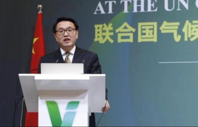 11月13日，美轰炸机受损；中国批发达国家；英特尔欲在华增产芯片