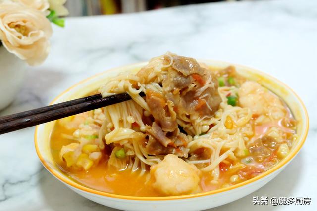 带着孩子逛了一整天，妈妈晚上只做了两道快手菜，营养健康又好吃