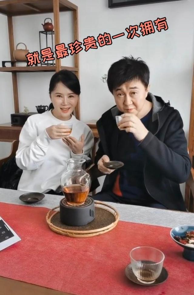 任静的第一任丈夫任静最早老公是谁