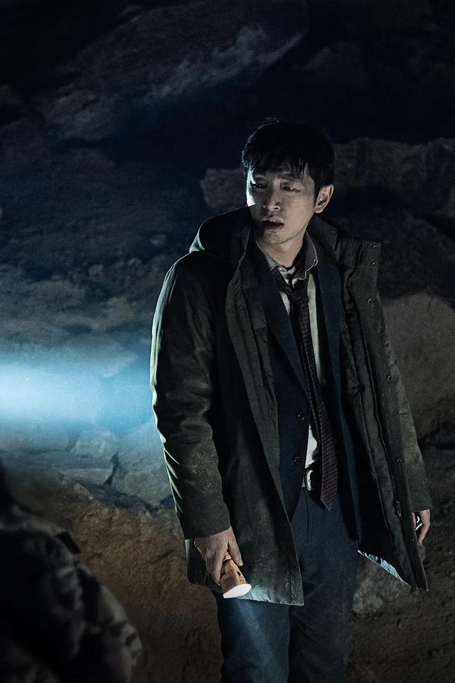 上映2天拿下市场票房第一？朱一龙新片确实让国产片提了口“气”