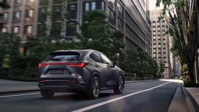 一直带电，首次插电——雷克萨斯全新一代NX 400h+