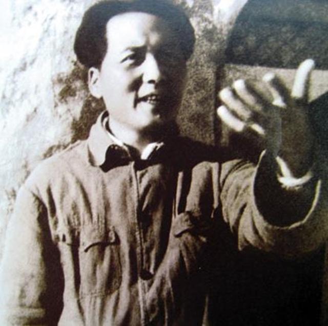1949年，美国领事馆人员殴打中国雇员，毛主席知道后如何处理？