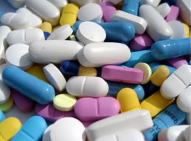 头痛头晕脑缺血3种常见药物，了解适应症禁忌症，治疗脑血管疾病