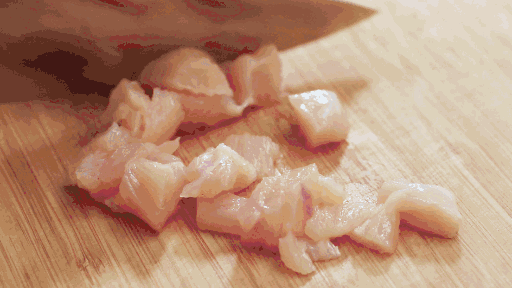 年龄越大，越要吃肉吗？三种肉食或适合老年人吃，不妨了解一下