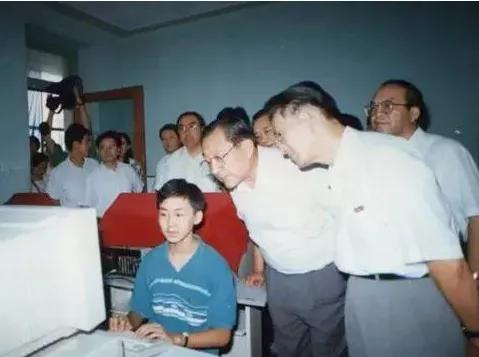 https://blog.sina.com.cn/s/blog_a654dd600102z14l.html