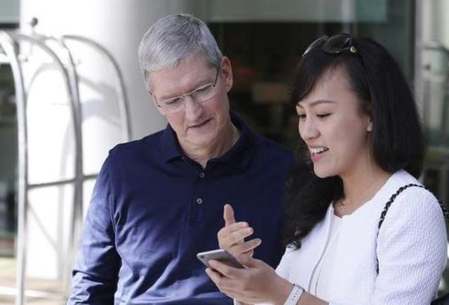 她是柳传志之女，滴滴的总裁，事业巅峰期患癌，今一人带三子