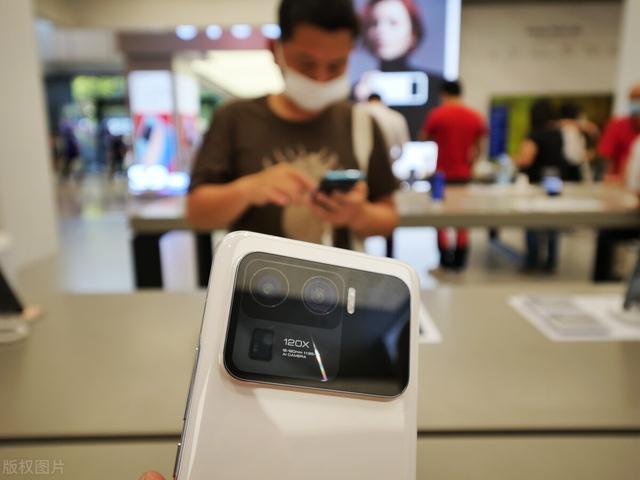 买手机首看性能，2021年公认性能最强的三款手机