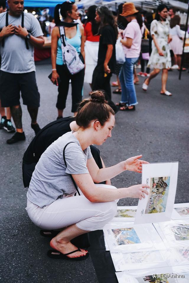 清邁周日夜市，讓你體驗一把清邁的熱情，旅行攻略