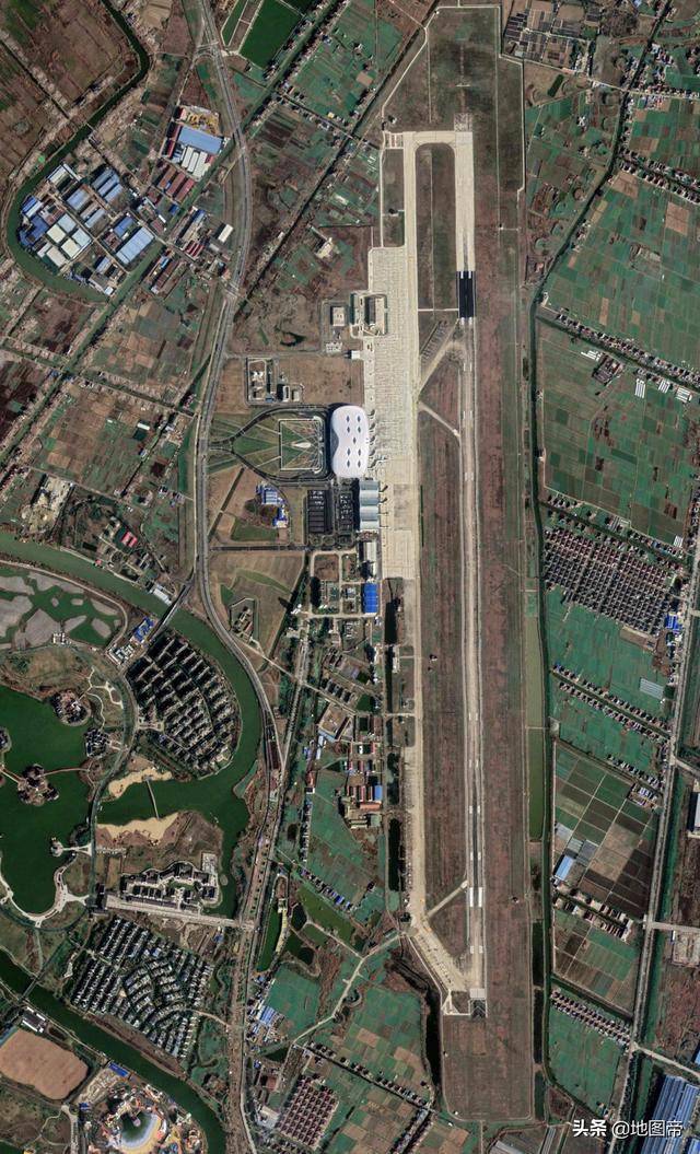 南京禄口机场跑道图片