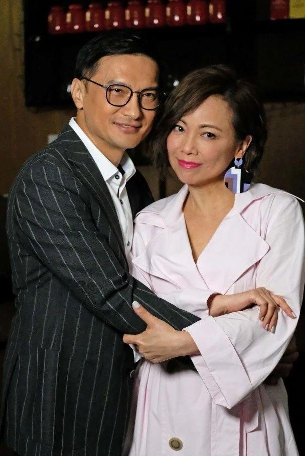 与视后首次合作演夫妻！52岁前TVB当家小生：希望擦出火花