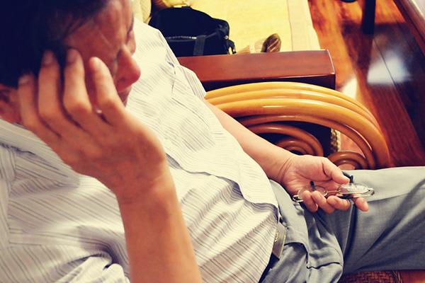 烟酒不沾，寿命更短？一辈子不抽烟、不喝酒的人，能活得更久吗？