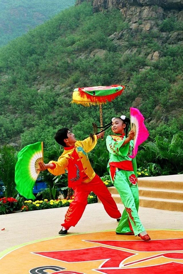 东北秧歌屈伸动律(井陉美之井陉拉花遍地扭) - 淘金网