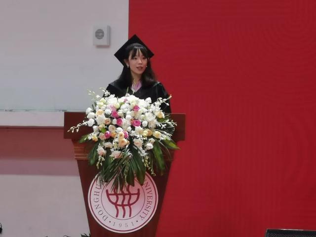 全网热议！5名女大学生将苹果公司告上法庭，相关词条冲上热搜第一！