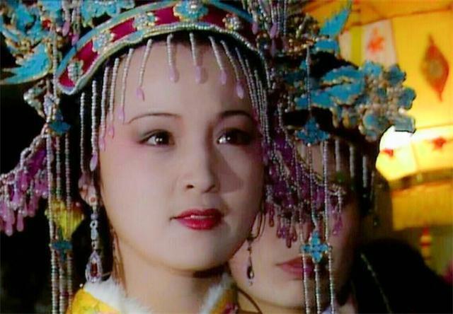 为什么说红楼梦所有人都是鬼（大观园里的人全都变成了鬼）