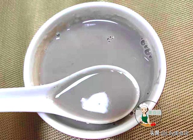 秋天，这“2黑2黄”多给孩子吃，浓稠细腻含钙量高，打成糊真香呀