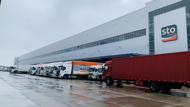 今年双11，预计河南投递量将达3.2亿件，近13万快递小哥投入到旺季服务中