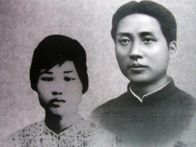 女学生壮着胆给毛主席写信，主席回信并寄300元，2001年她成院士