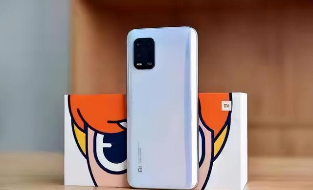 雷军没有吹牛！日本拆解小米10Lite手机，手机硬件利润率低于5%