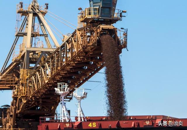 澳大利亚为何不自己发展钢铁产业，而直接卖矿石