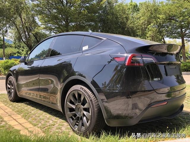 享受Model Y带给我的科技出行