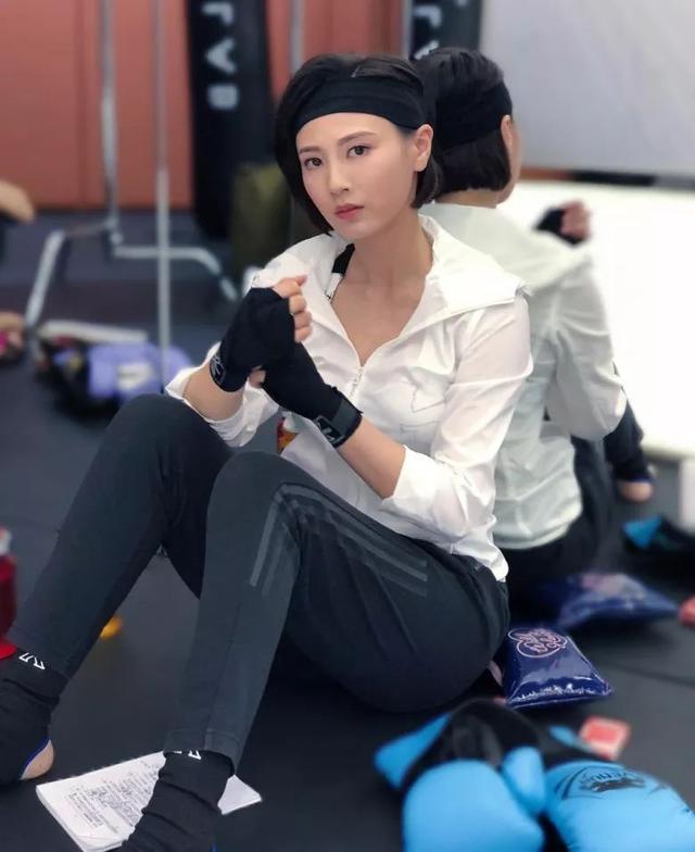 TVB花旦曾因拍剧体力透支送院 现拍《法证先锋4》发高烧依旧通宵