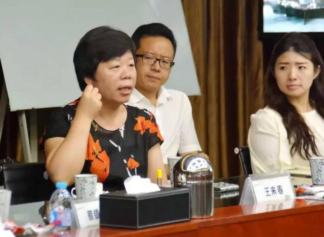 中国十大富豪女（中国十大富豪女名单）