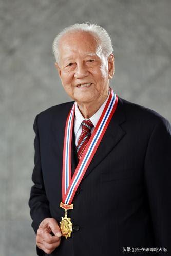 中国近代史人物有哪些（中国十大功勋人物简介）